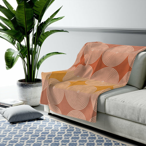 Abstract Circles Plush Throw Blanket