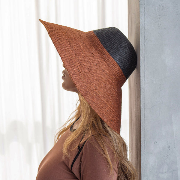 RIRI DUO Jute Straw Hat in Black & Burnt Sienna