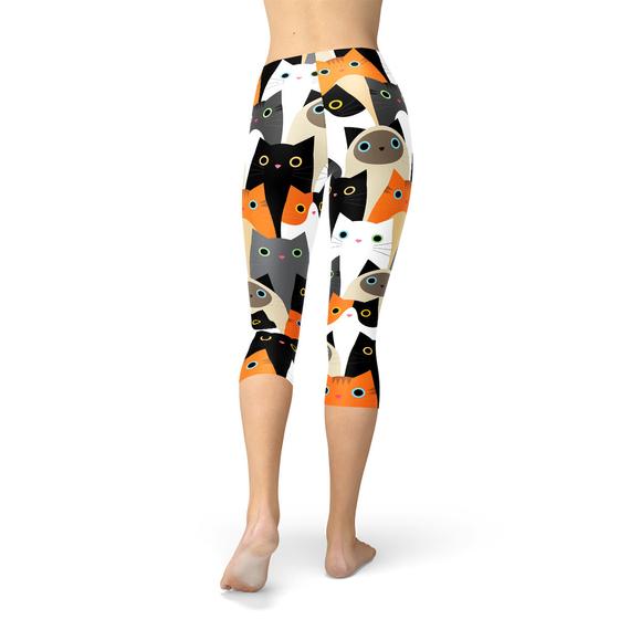 All Over Print Cats Capri Leggings