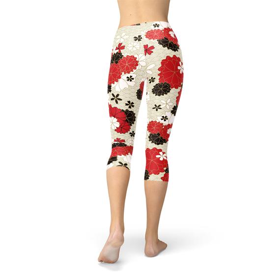 Japanese Cherry Blossom Capri Leggings